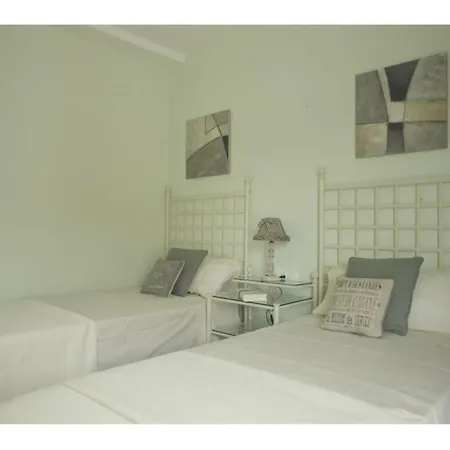 F17 Chalet Adosado Junto A La Bahia De Fornells