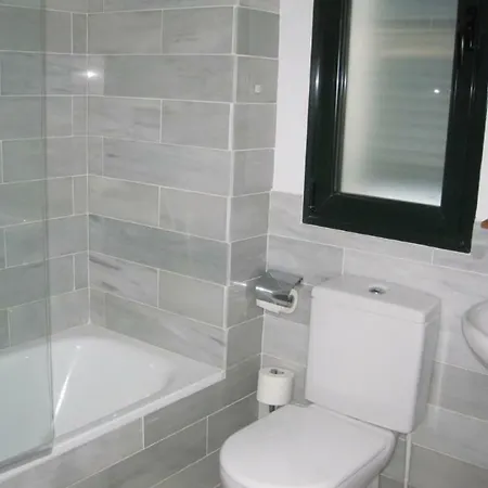F17 Chalet Adosado Junto A La Bahia De Fornells *