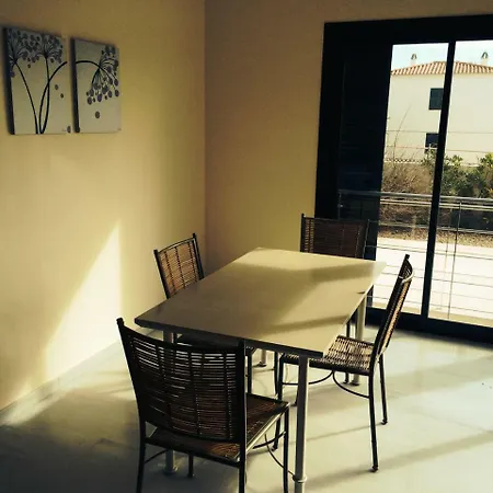 F17 Chalet Adosado Junto A La Bahia De Fornells Casa de Férias